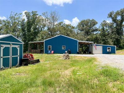 3523 County Road 163, House other with 2 bedrooms, 2 bathrooms and null parking in Centerville TX | Image 2