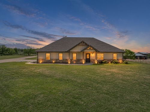 335 Remuda Trl, Stephenville, TX, 76401-1888 | Card Image