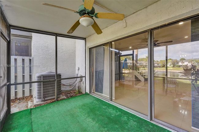 2407 - 3325 Carambola Cir S, Condo with 2 bedrooms, 3 bathrooms and null parking in Coconut Creek FL | Image 32