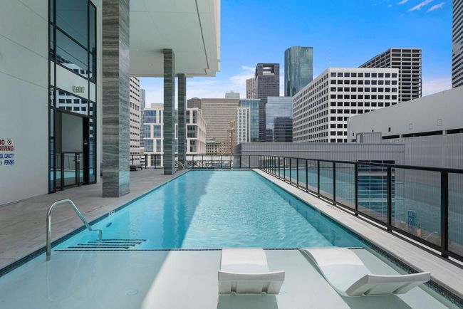 UNIT-1109 - 1211 Caroline St, Condo with 2 bedrooms, 2 bathrooms and 2 parking in Houston TX | Image 33