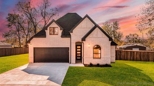 408 E Cherokee St, Marietta, OK, 73448-3628 | Card Image