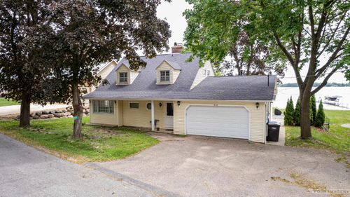 2894 Waubesa Ave, Madison, WI, 53711-5963 | Card Image