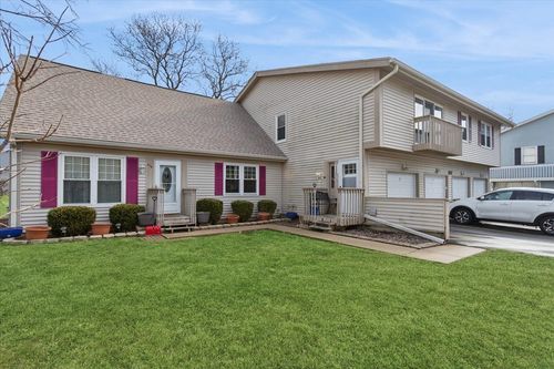 d-227 Elkhorn Ct, Bolingbrook, IL, 60440-5737 | Card Image