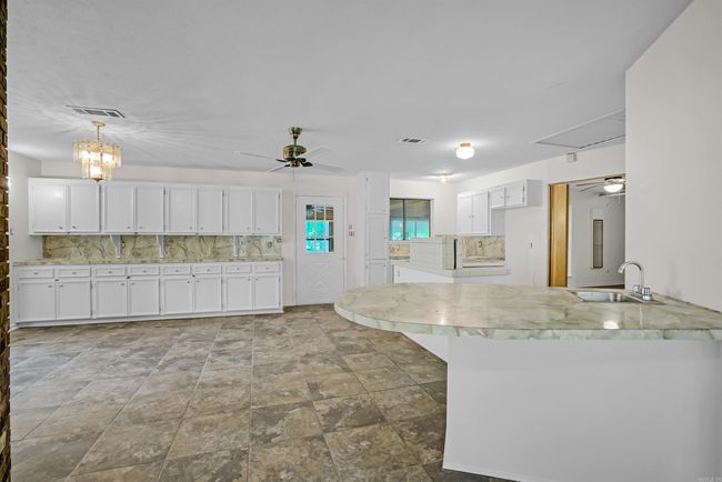 14 Thousand Oaks Cir, House other with 2 bedrooms, 2 bathrooms and null parking in Conway AR | Image 6
