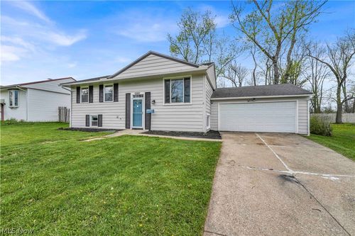 23540 Cannon Rd, Bedford, OH, 44146-1632 | Card Image