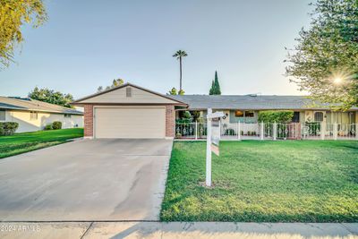 10133 W Forrester Drive, Home with 2 bedrooms, 2 bathrooms and null parking in Sun City AZ | Image 1