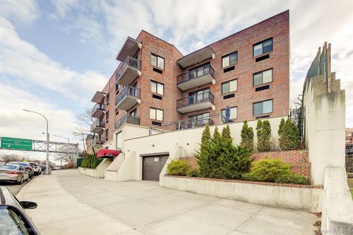 apt-4c-135-46 Grand Central Pkwy, Briarwood, NY, 11435-1088 | Card Image