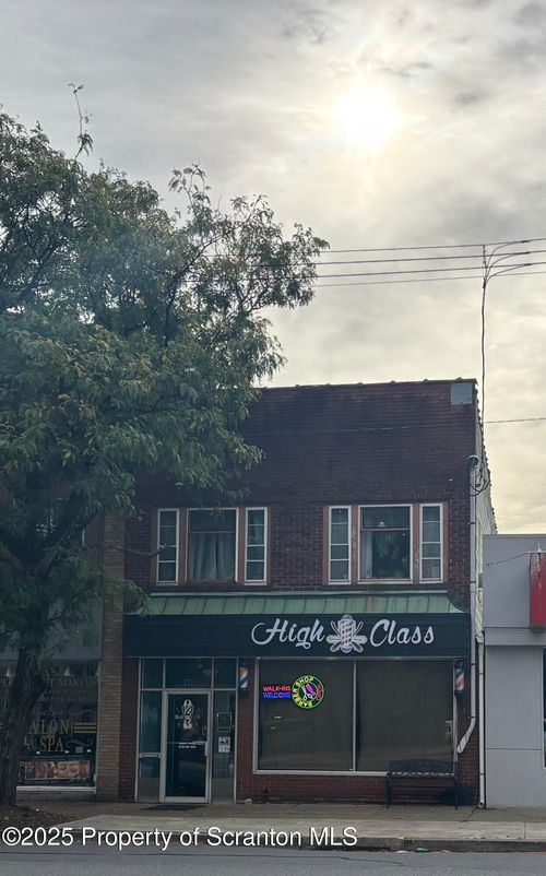 271 Wyoming Ave, Kingston, PA, 18704-3501 | Card Image