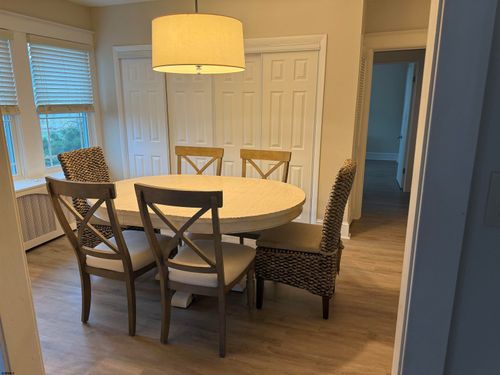 123 N Melbourne Ave, Ventnor City, NJ, 08406-1914 | Card Image