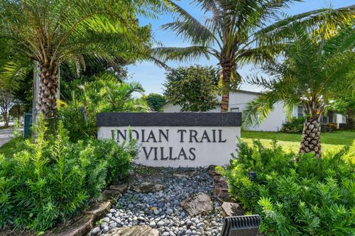 72 Conaskonk Cir, Royal Palm Beach, FL, 33411-8216 | Card Image