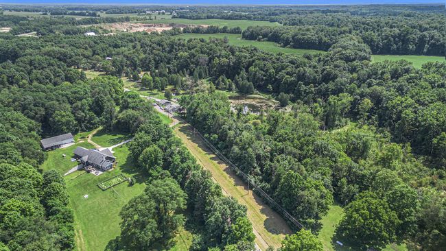 23431 Shurte St, House other with 3 bedrooms, 2 bathrooms and null parking in Cassopolis MI | Image 5