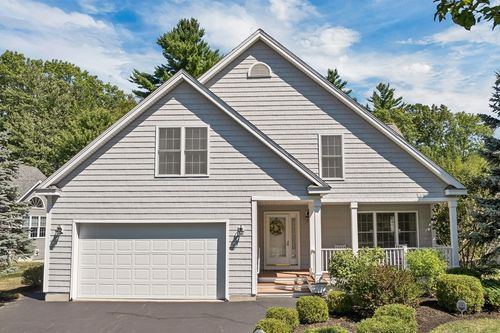 7-7 Woodside Dr, Stratham, NH, 03885-6548 | Card Image