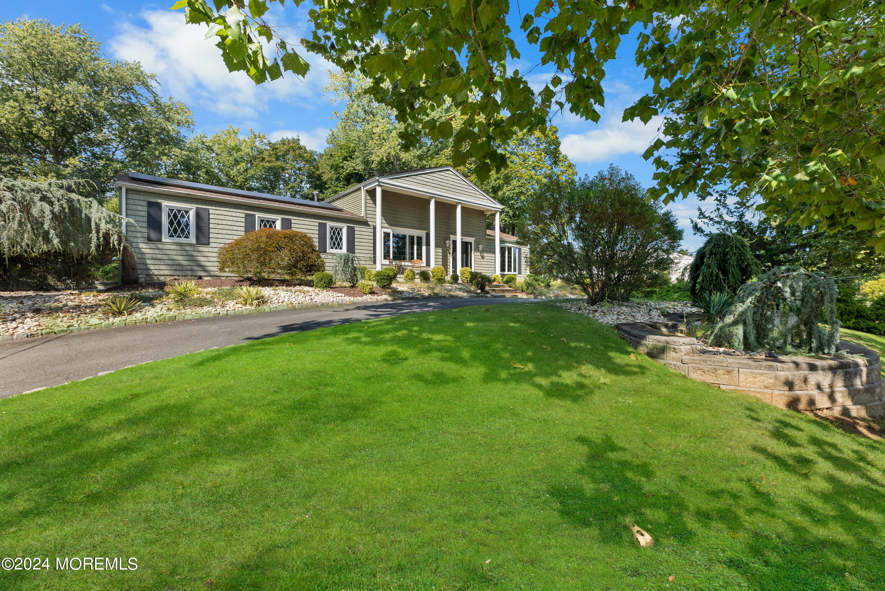 Colts Neck Rd, Freehold, NJ 07728