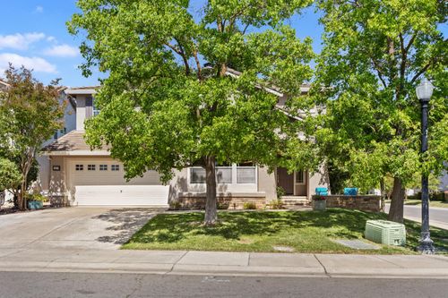 2429 Burberry Way, Sacramento, CA, 95835-1516 | Card Image
