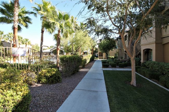 1062 - 8985 S Durango Dr, Condo with 2 bedrooms, 2 bathrooms and null parking in Las Vegas NV | Image 17