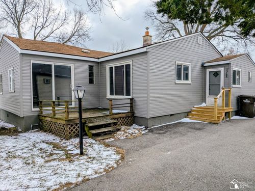 3246 Navarre Blvd, Monroe, MI, 48162-4927 | Card Image