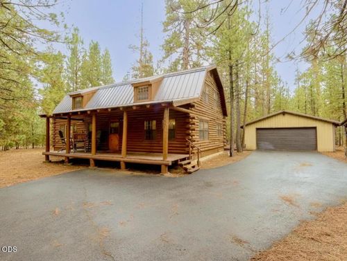 14887 S Sugar Pine Way, La Pine, OR, 97739-9414 | Card Image