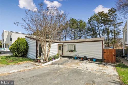 7113 Itte Ln, SPRINGFIELD, VA, 22150-3150 | Card Image