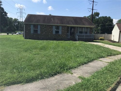 1 Bobs Ct, Hampton, VA, 23666-2800 | Card Image