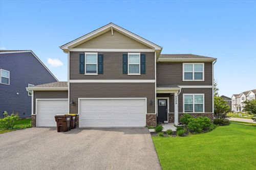 2029 Magnolia Ln, Wonder Lake, IL, 60097-9587 | Card Image