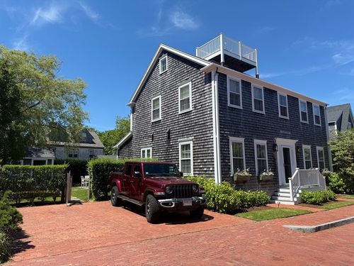 3 Dolphin Ct, Nantucket, MA, 02554-2278 | Card Image