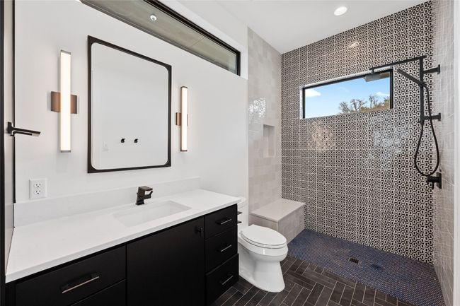 806 Sunfish St, House other with 4 bedrooms, 5 bathrooms and 4 parking in Lakeway TX | Image 20