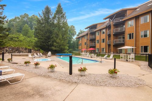 2400 Troon S, Bellaire, MI, 49615 | Card Image