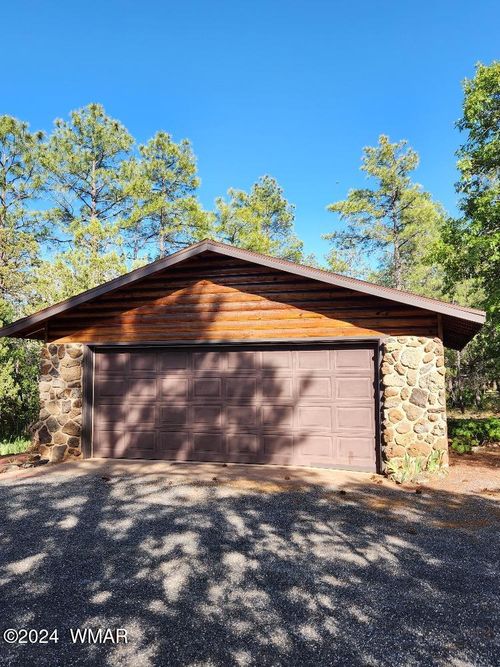 6757-6779 White Pine Dr, Lakeside, AZ, 85929-5052 | Card Image