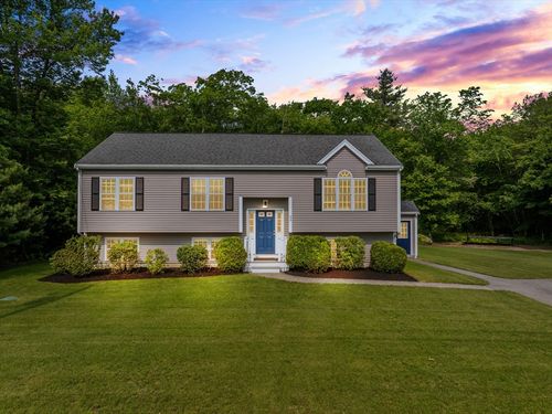 33 Beaver St, Whitman, MA, 02382-1721 | Card Image