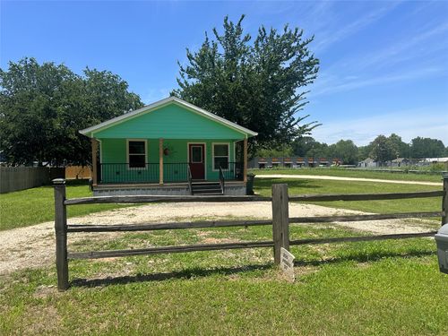 200 Prima St, Smithville, TX, 78957-2206 | Card Image