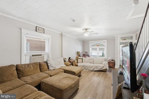 171 N York St, POTTSTOWN, PA, 19464-5453 | Card Image