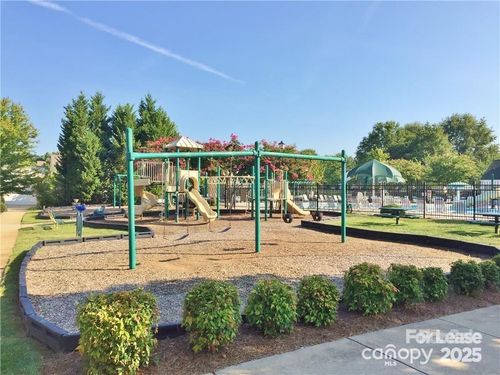 19601 Denae Lynn Dr, Cornelius, NC, 28031-5415 | Card Image