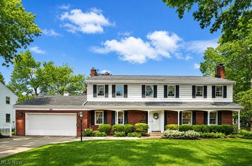 354 Tremont Rd, Akron, OH, 44313-6028 | Card Image