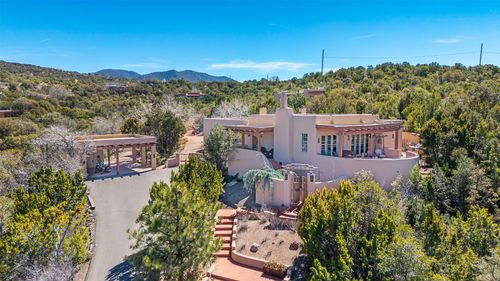 1204 Bandolina Road, Santa Fe, NM, 87501 | Card Image