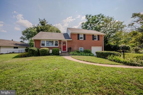 102 Darwin Dr, NEWARK, DE, 19711-6676 | Card Image