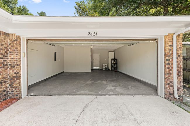 Garage | Image 42