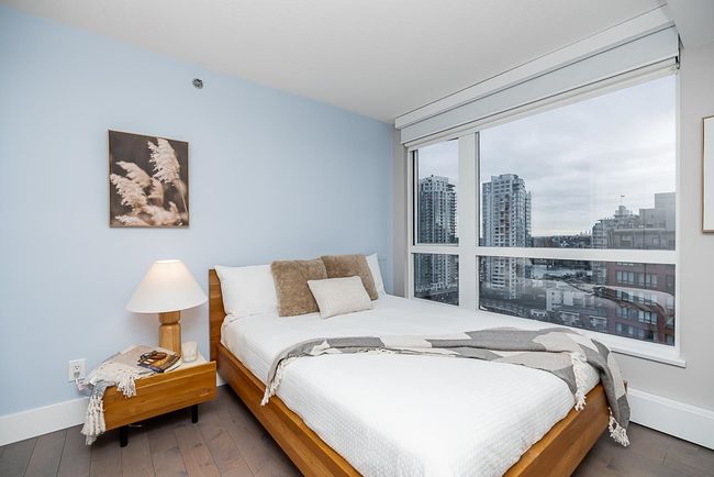1703 - 289 Drake Street, Condo with 2 bedrooms, 2 bathrooms and 2 parking in Vancouver BC | Image 19