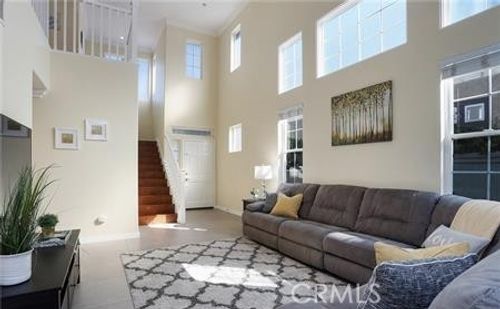 4 Saint Annes, Trabuco Canyon, CA, 92679-3728 | Card Image