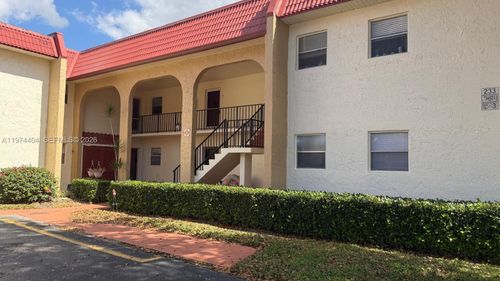 237-237 Lake Frances Dr, West Palm Beach, FL, 33411-2328 | Card Image