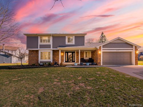 25911 Buckminster Dr, Novi, MI, 48375-1531 | Card Image