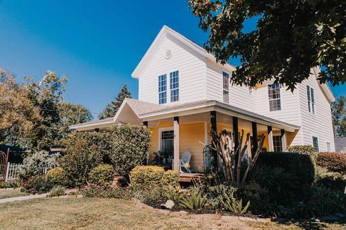 1324 Detroit Ave, Nederland, TX, 77627-4025 | Card Image