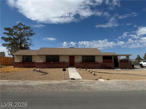 2040 Laguna St, Pahrump, NV, 89048-5761 | Card Image