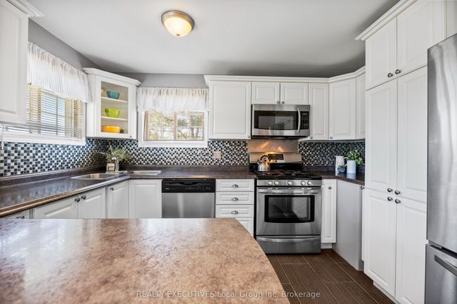 34 Ritchie Rd, House other with 3 bedrooms, 1 bathrooms and 6 parking in Cache Bay ON | Image 7