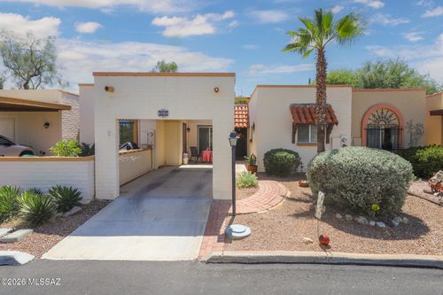 1051 W Calle Alhambra, Green Valley, AZ, 85622-4507 | Card Image