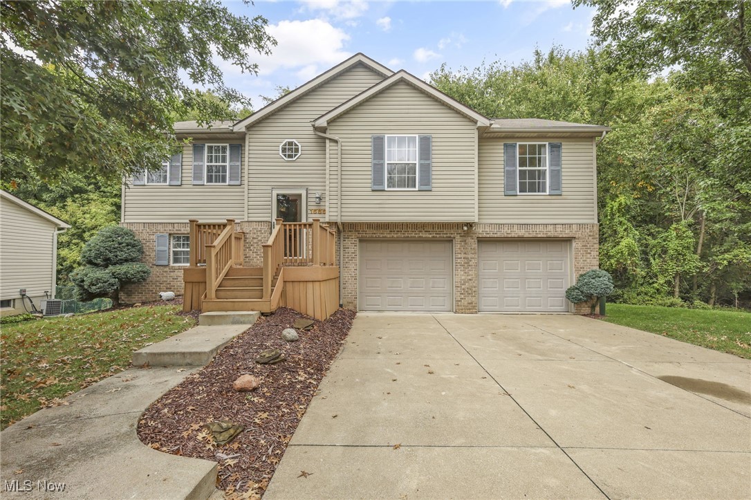 Brentwood Dr, Wooster, OH 44691