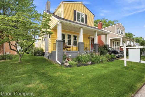 412 Chippewa St, Clawson, MI, 48017-2041 | Card Image