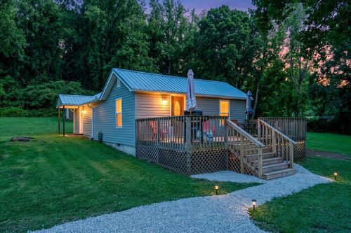 2363 Blue Bend Rd, Rocky Mount, VA, 24151-4946 | Card Image