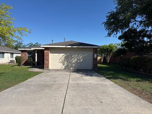 113 Salado Dr, Kyle, TX, 78640-5578 | Card Image