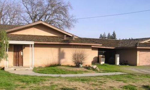 4206 W Dakota Ave, Fresno, CA, 93722-4612 | Card Image