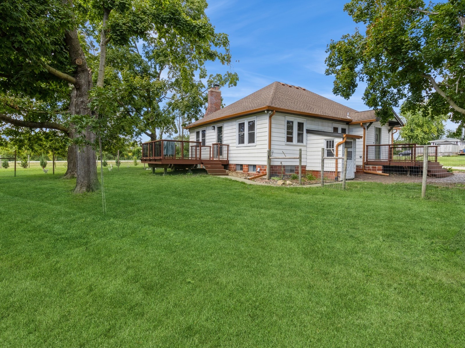 46th St, Carlisle, IA 50047